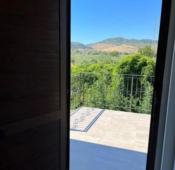 Superior-perhehuone, Policaretto Rooms