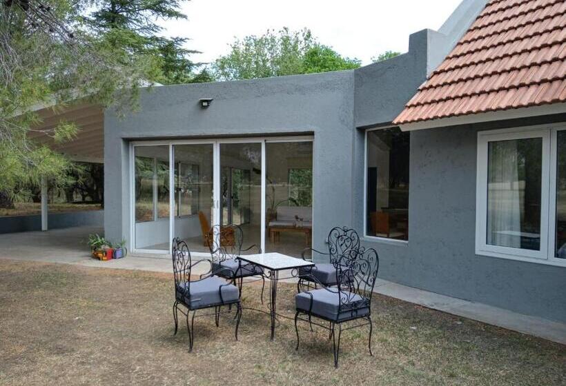 شقة غرفة واحدة مطلة على حمام السباحة, El Campo Departamentos