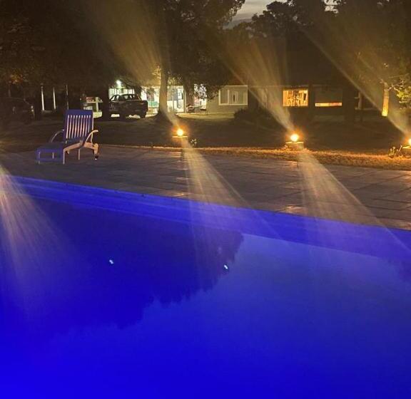 شقة غرفة واحدة مطلة على حمام السباحة, El Campo Departamentos