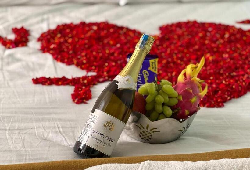 غرفة قياسية مطلّة علي حمام السباحة, Gandhada Goodu Retreat