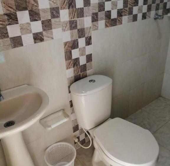 Aile Odası, Hostal Naybrep