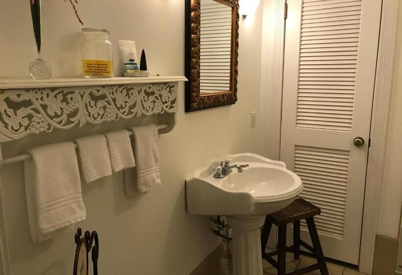 غرفة قياسية, The Eagle S Nest Inn