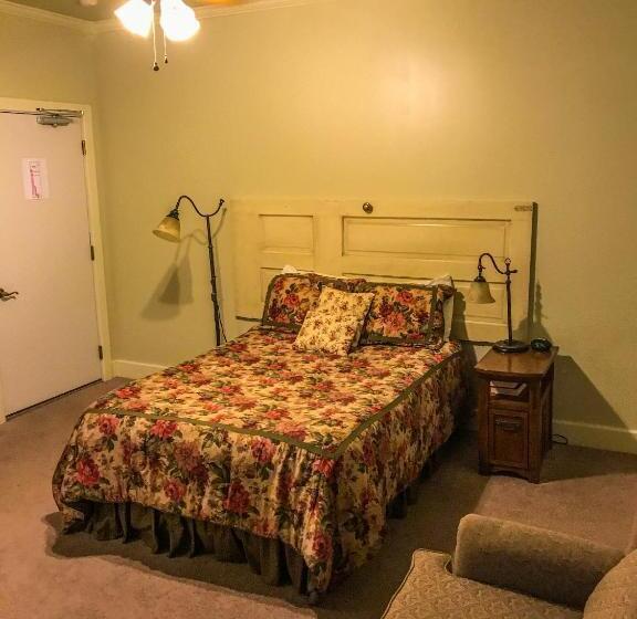 غرفة قياسية لذوى الاحتياجات الخاصة, The Eagle S Nest Inn