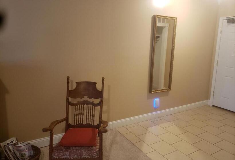 غرفة قياسية سرير كينج, The Eagle S Nest Inn