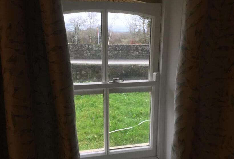 デラックスルーム, Bridge Cottage