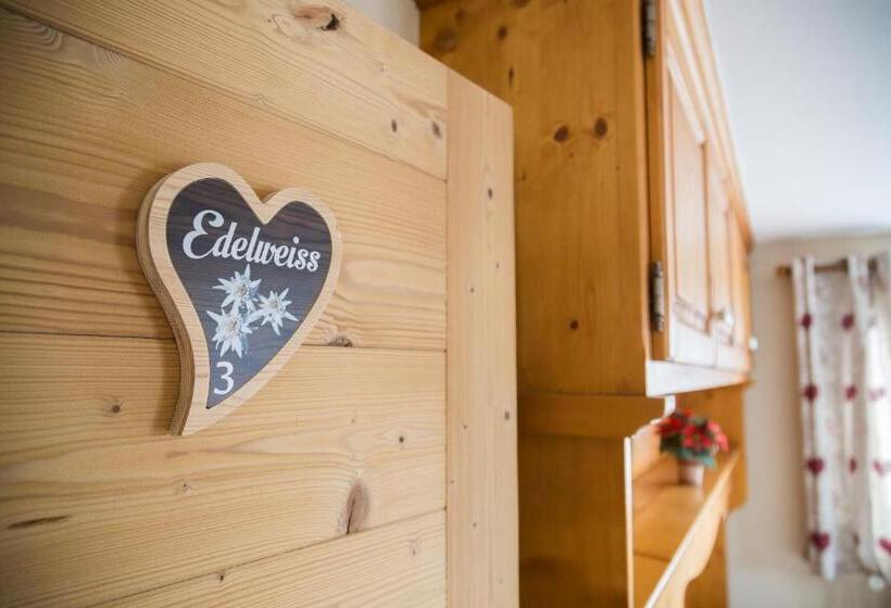 חדר סטנדרט נוף להרים, Chante Le Vent