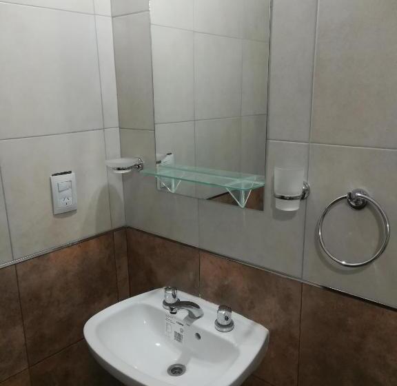 تختخواب در اتاق مشترک, Central Paz Hostel
