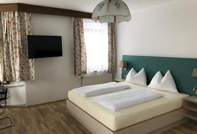 침실 1개 아파트, Egerbach Appartements