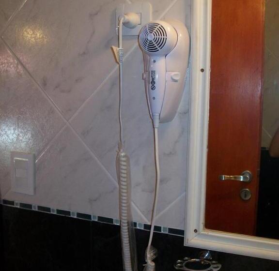 标准间, 9 De Diciembre