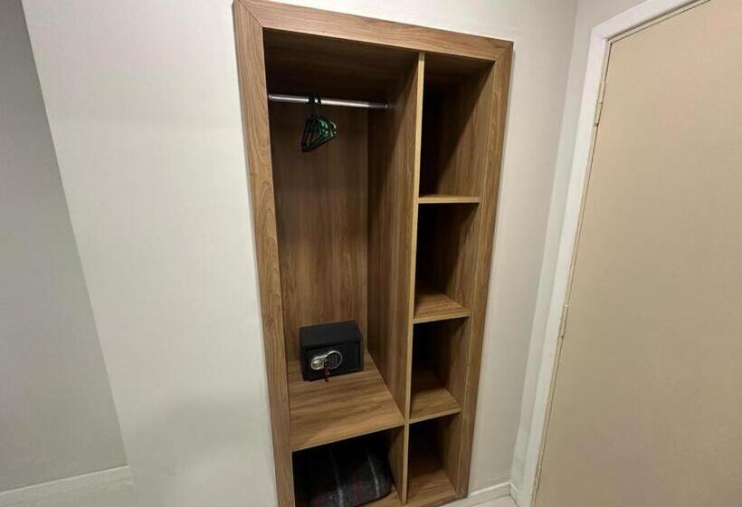 スタンダードトリプルルーム, Bermudas