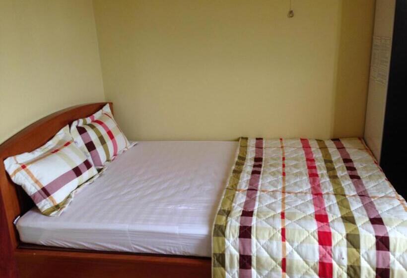 Standard Værelse, Hoang Nam