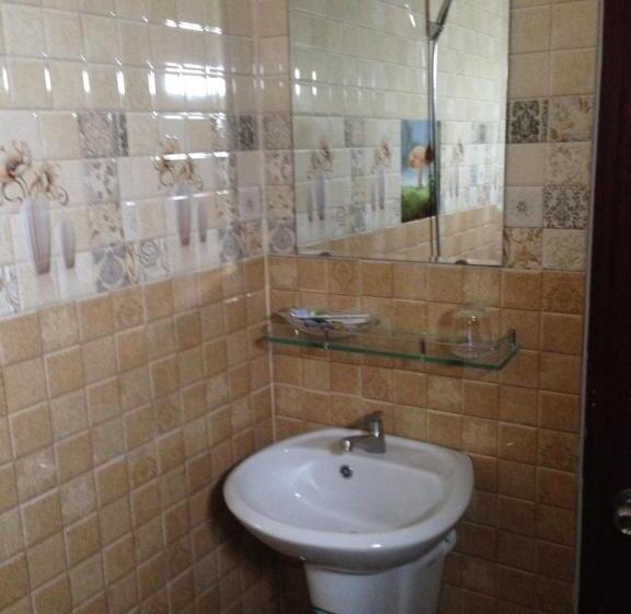 Standard 4 Pers. Værelse, Hoang Nam