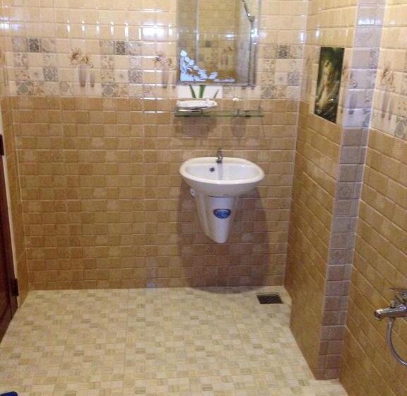 Standard 4 Pers. Værelse, Hoang Nam