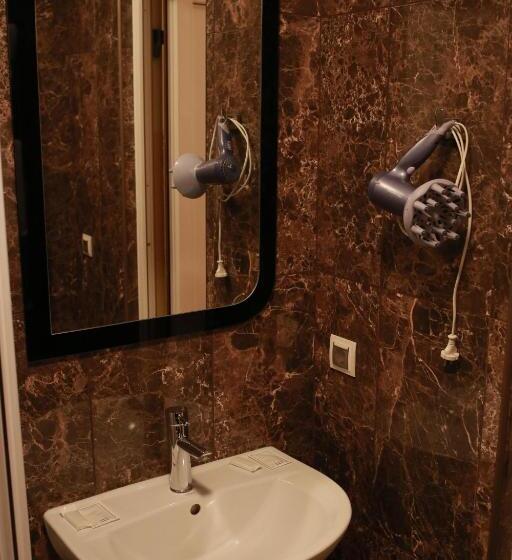 디럭스 룸, Smaragd