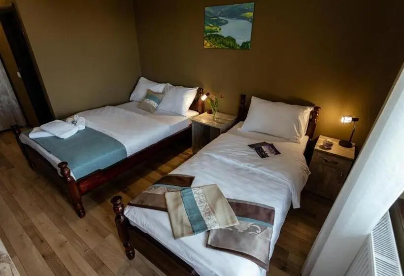 Standard Triple Room with Terrace, Konak Vuk