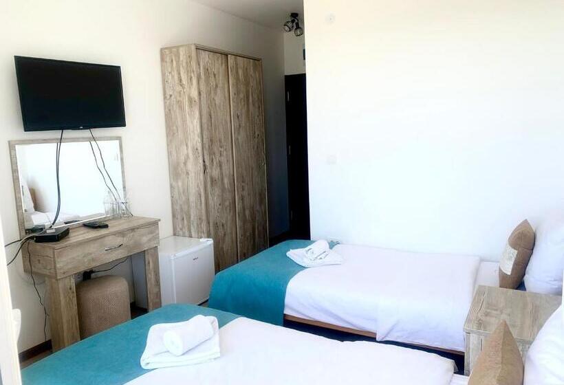 اتاق استاندارد با تراس, Konak Vuk