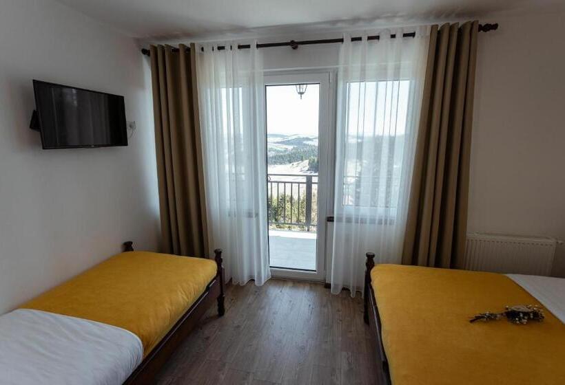 Standard Triple Room with Terrace, Konak Vuk