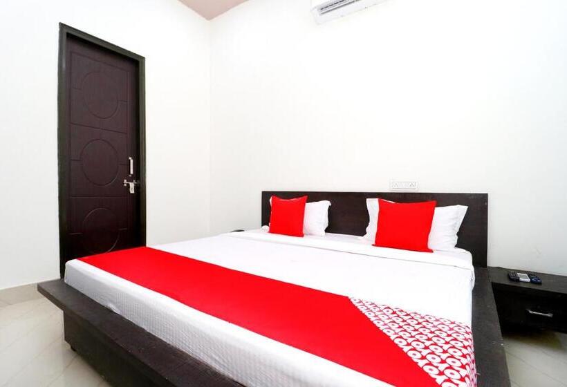 Трехместный Номер Классика, Oyo Hotel Chanderlok