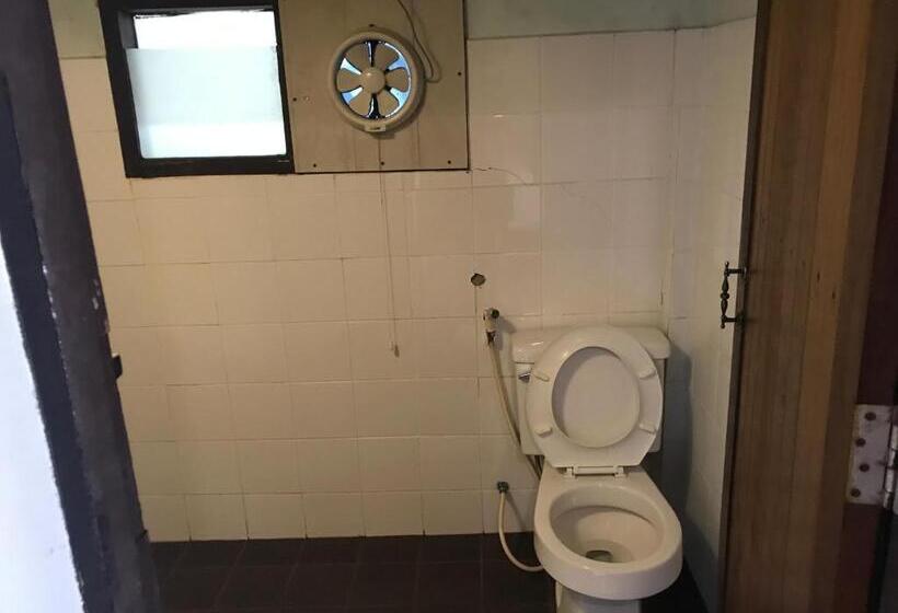 חדר סטנדרט עם מיטת קינג, Big Elk Steak House   Homestay