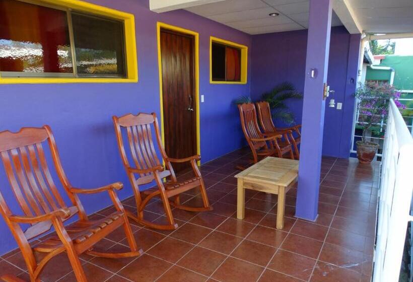 חדר סטנדרט עם מרפסת, Casa Romano Hostel