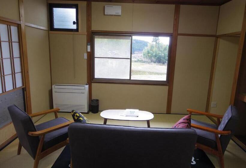 스탠다드 4인용 룸 공용 욕실, Guest House Motomiya