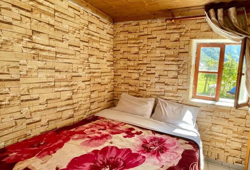 Standard-huone Jaettu Kylpyhuone, Guesthouse Lokthi