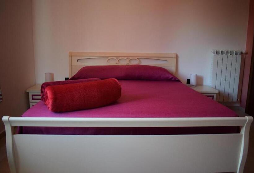 庭の見えるスタンダードトリプルルーム, La Dimora Dei Ciliegi