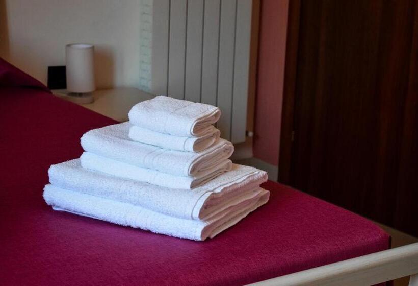 庭の見えるスタンダードトリプルルーム, La Dimora Dei Ciliegi