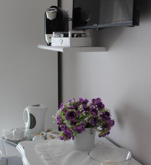 اتاق استاندارد, Sunny Rooms