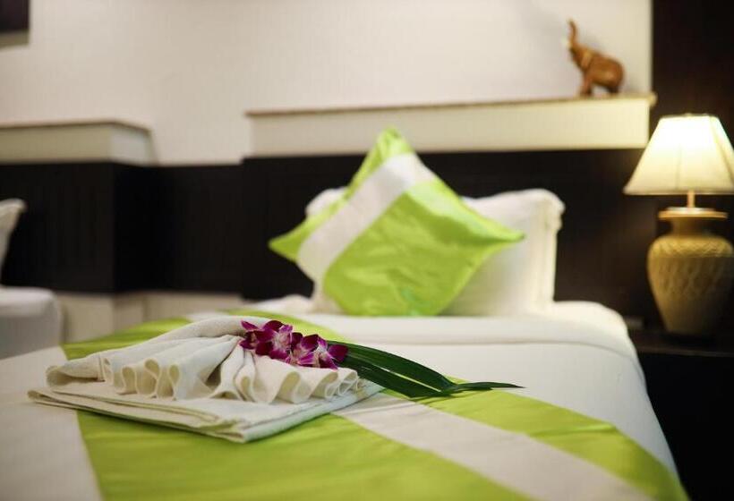 חדר דלוקס לשלושה, 3z Pool Villa And