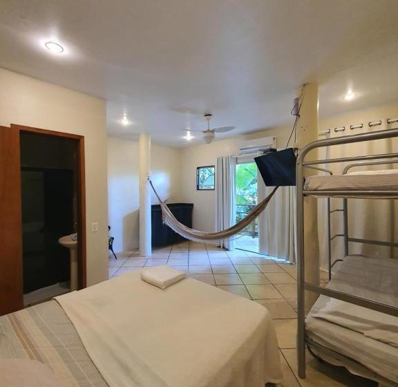 Люкс, Pousada Do Holandes