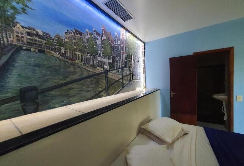 Люкс, Pousada Do Holandes