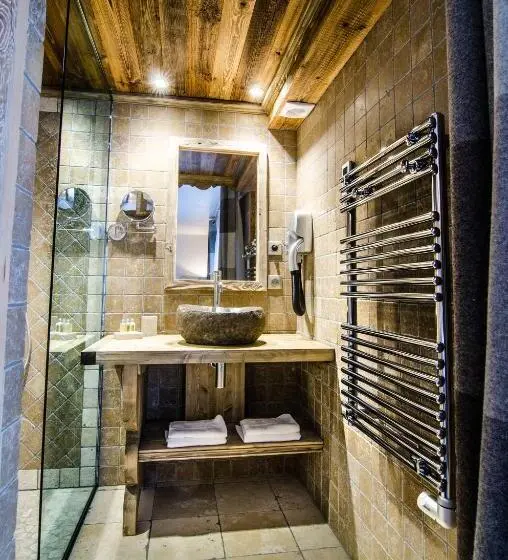 Standard-huone Parveke, Chalet L Etagne
