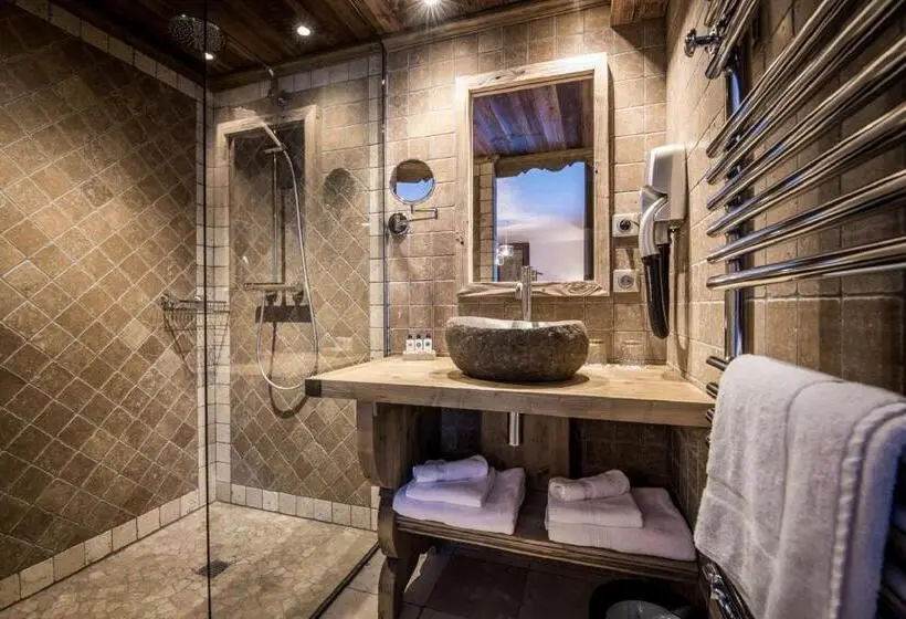 Standard-huone Parveke, Chalet L Etagne