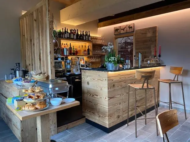 Standard-huone Terassi, Chalet Torcel Affittacamere
