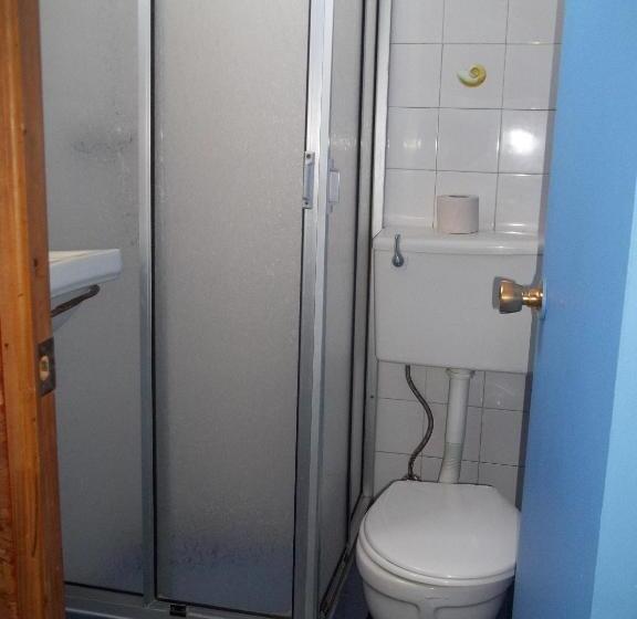 スタンダード４人部屋, Hostal Armando