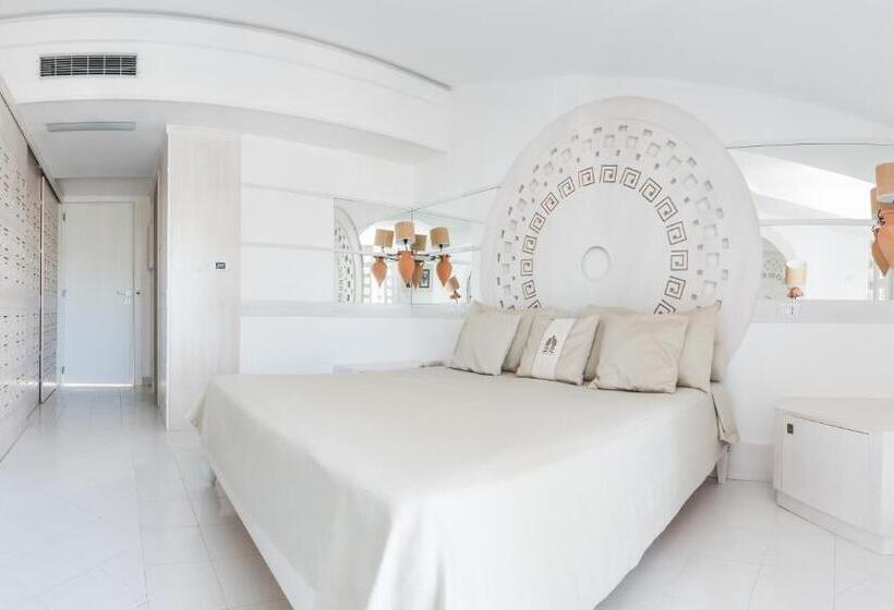 غرفة تنفيذية, Donnarumma