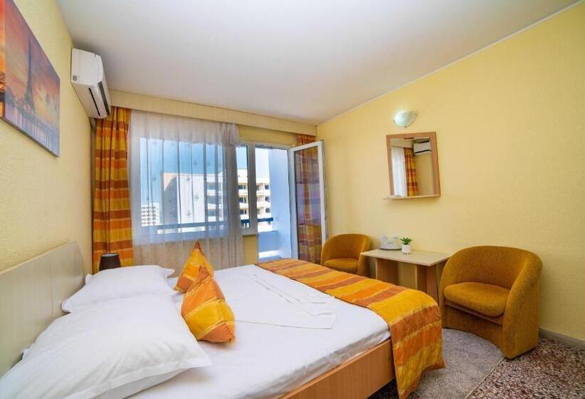 Pokój Standard z Balkonem, Meteor