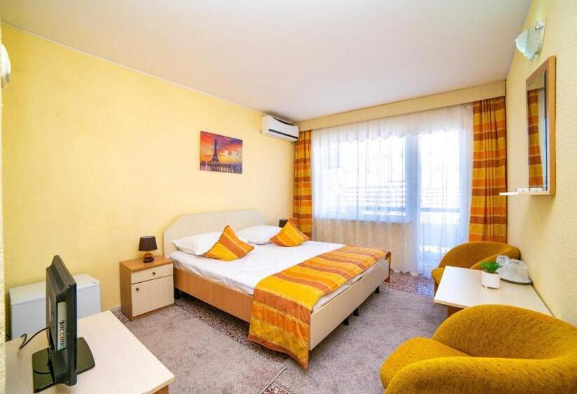 Pokój Standard z Balkonem, Meteor