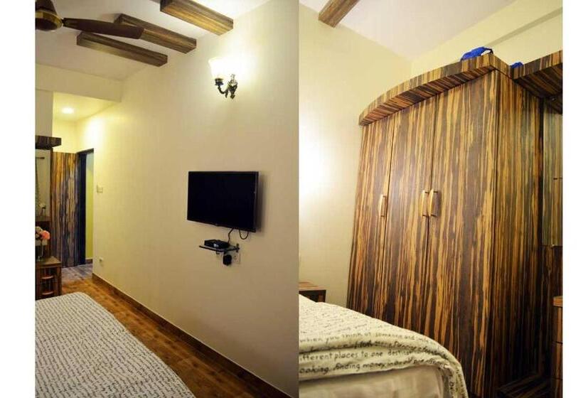 חדר סטנדרט עם מיטת קינג, Nirvana Inn