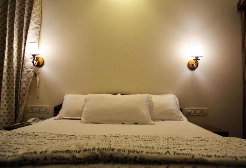 Стандартный Номер Кровать Кинг, Nirvana Inn