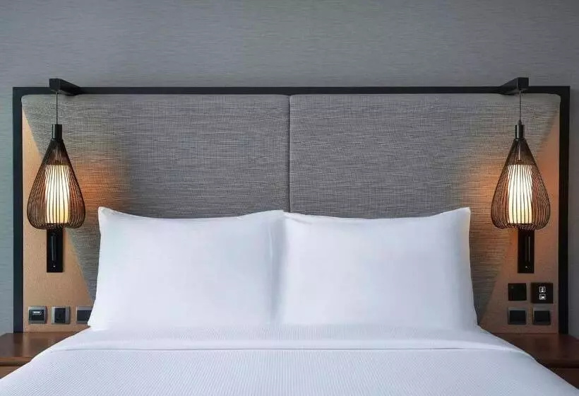 Superior Room King Size Bed
