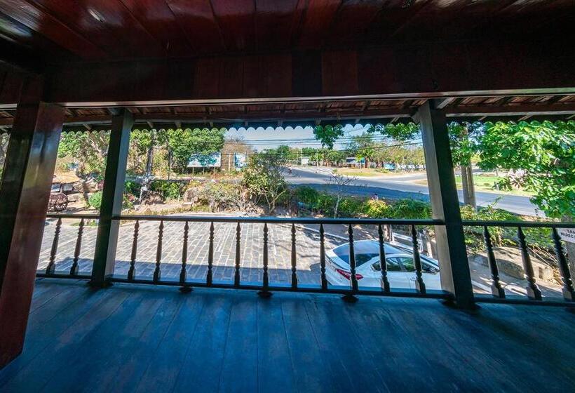 חדר סטנדרט לארבעה, Ven Ven