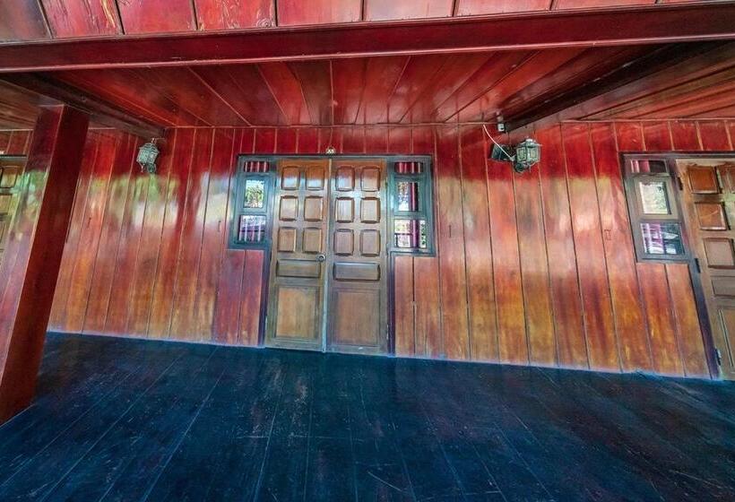 חדר סטנדרט לארבעה, Ven Ven