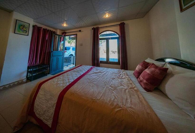 חדר משפחתי, Ven Ven