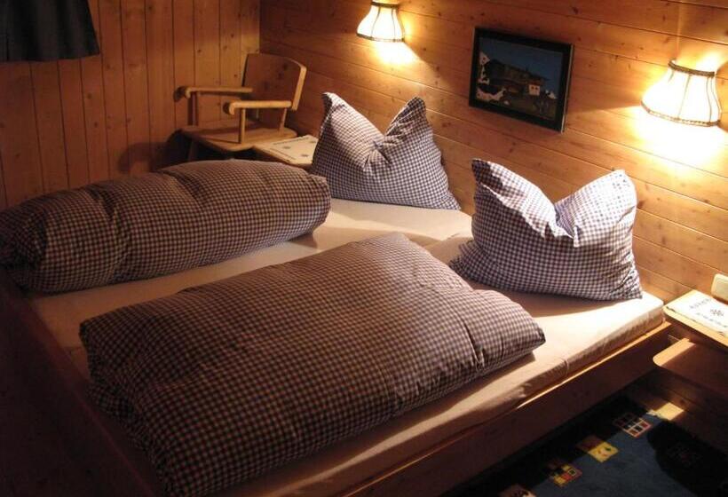 スタンダードルーム, Adlerhorst