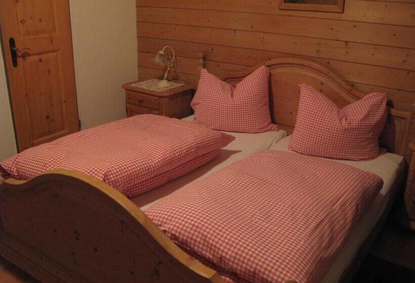 スタンダードルーム, Adlerhorst