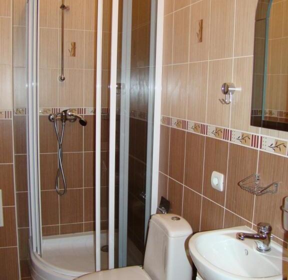 סוויטת ג'וניור משפחתית, Na Velykim