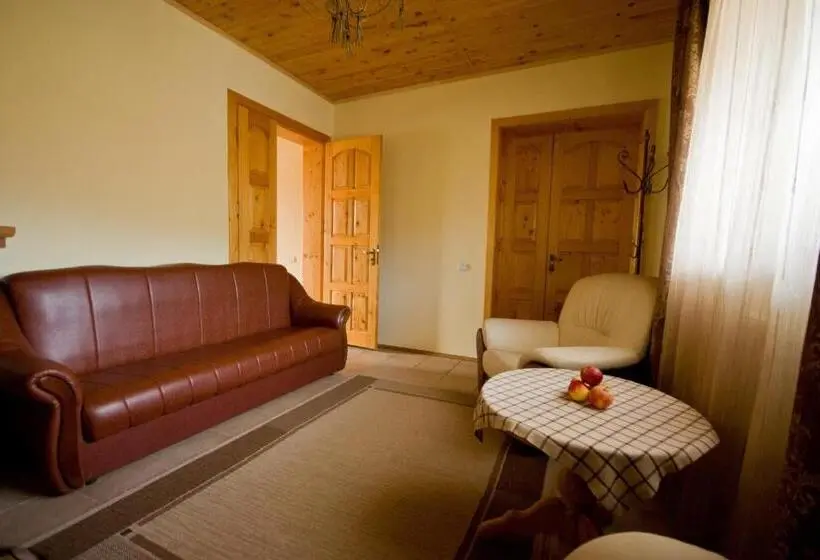 Villa 1 Makuuhuone, Na Velykim