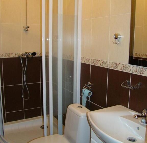 סוויטת ג'וניור משפחתית, Na Velykim